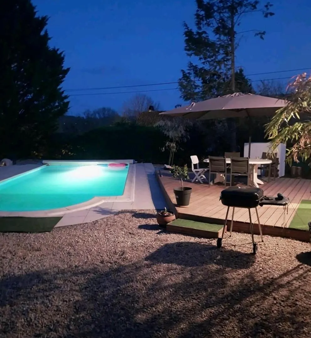 Maison De Campagne Avec Piscine Privative Salviac